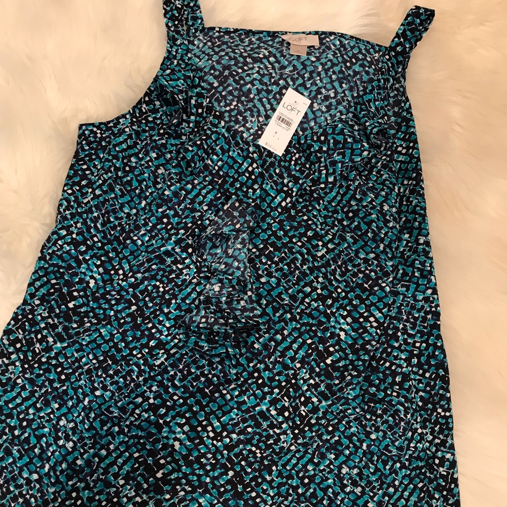 LOFT NWT M sleeveless shell/ blouse